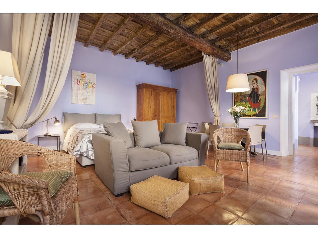 Apartment Via Farina, Rome